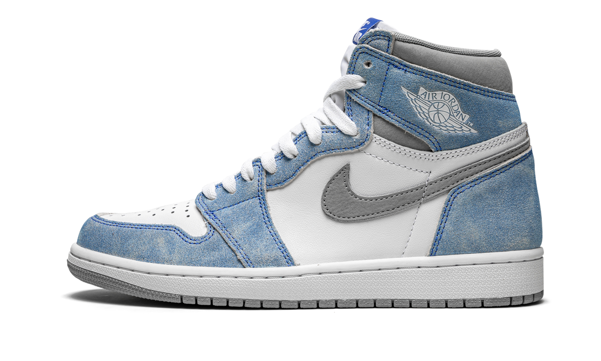"Hyper Royal" Air Jordan 1 Retro High OG 555088 402 - product image from the listing.
