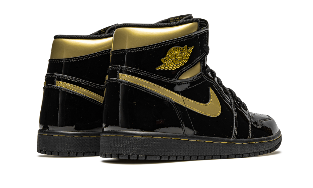 "Black Metallic Gold" Air Jordan 1 Retro High OG 555088 032 - product image from the listing.