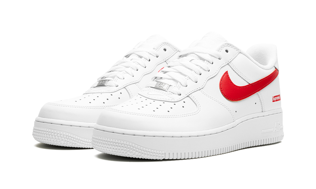 "Supreme - Shanghai" Air Force 1 Low CU9225 101 - product image from the listing.