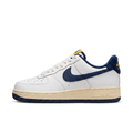 Nike White & Navy Low-Top Sneakers with Cream Sole