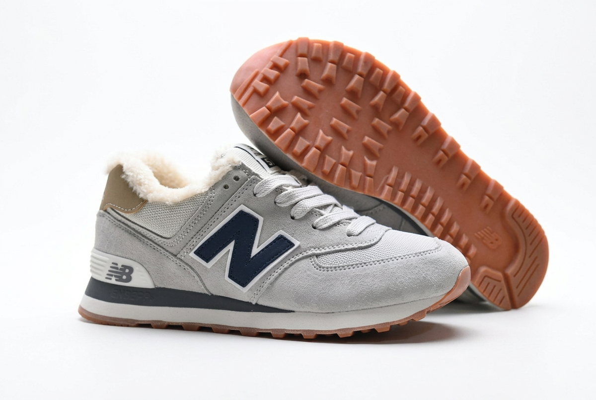 New Balance 574 Light Grey / Navy Sneakers with Fuzzy Lining