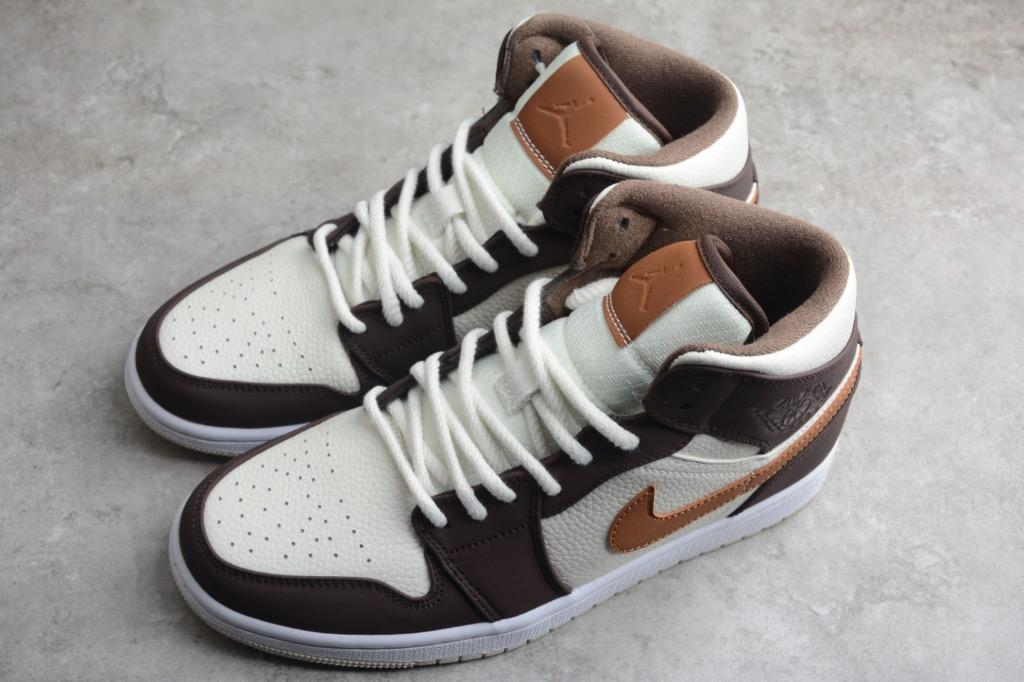 Brown Basalt Oatmeal (W) — Jordan 1 Mid SE
