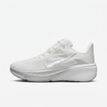 Nike White & Silver Low-Top Sneakers