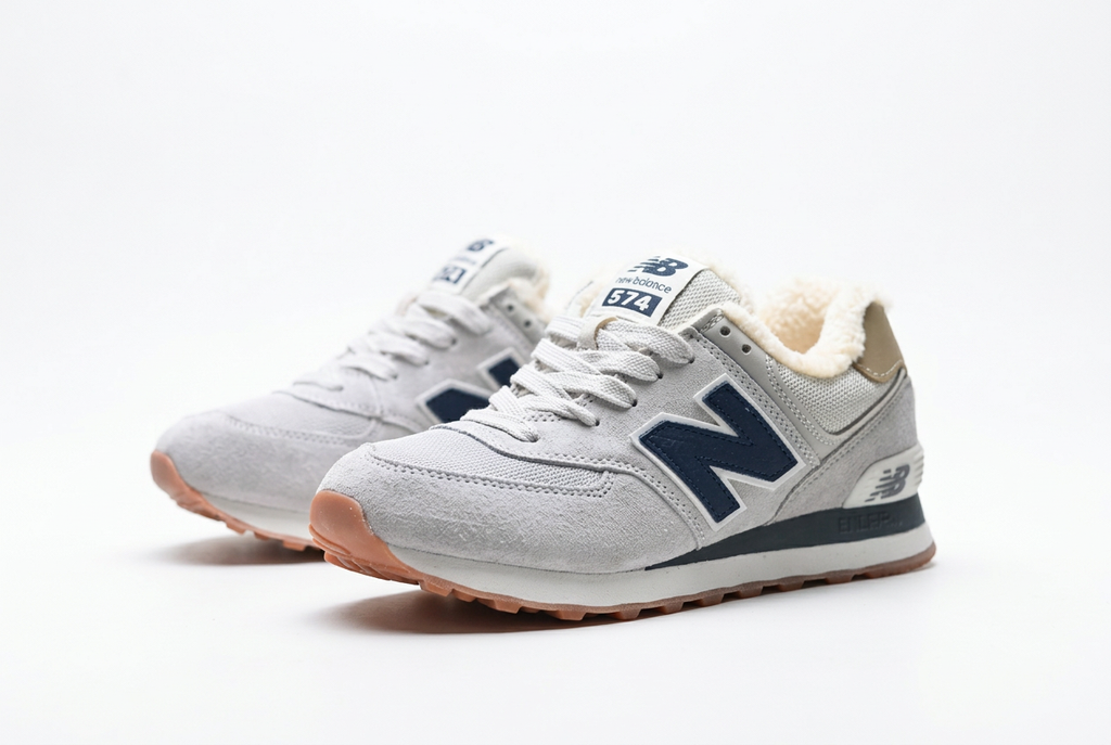 New Balance 574 Light Grey / Navy Sneakers with Fuzzy Lining