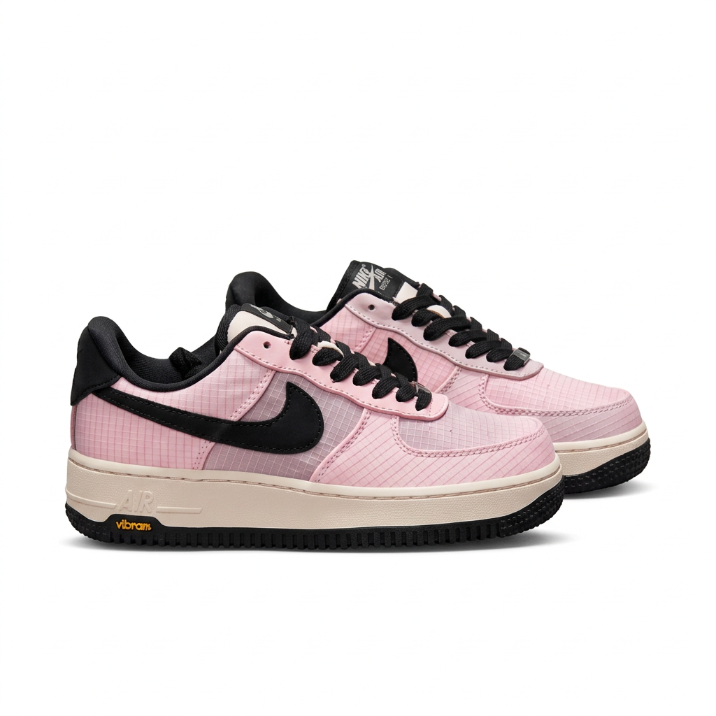 Nike Pink & Black Low-Top Sneakers with Cream Midsole