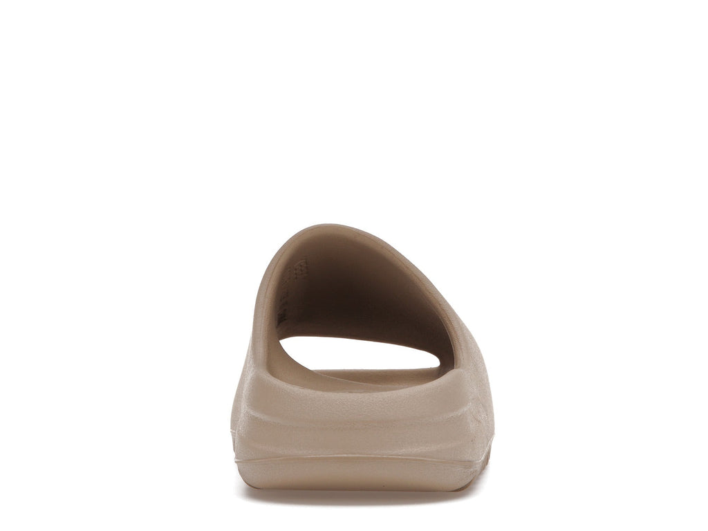 "Pure" Adidas Yeezy Slide (RESTOCK 2ND RELEASE - GW1934) - product image from the listing.