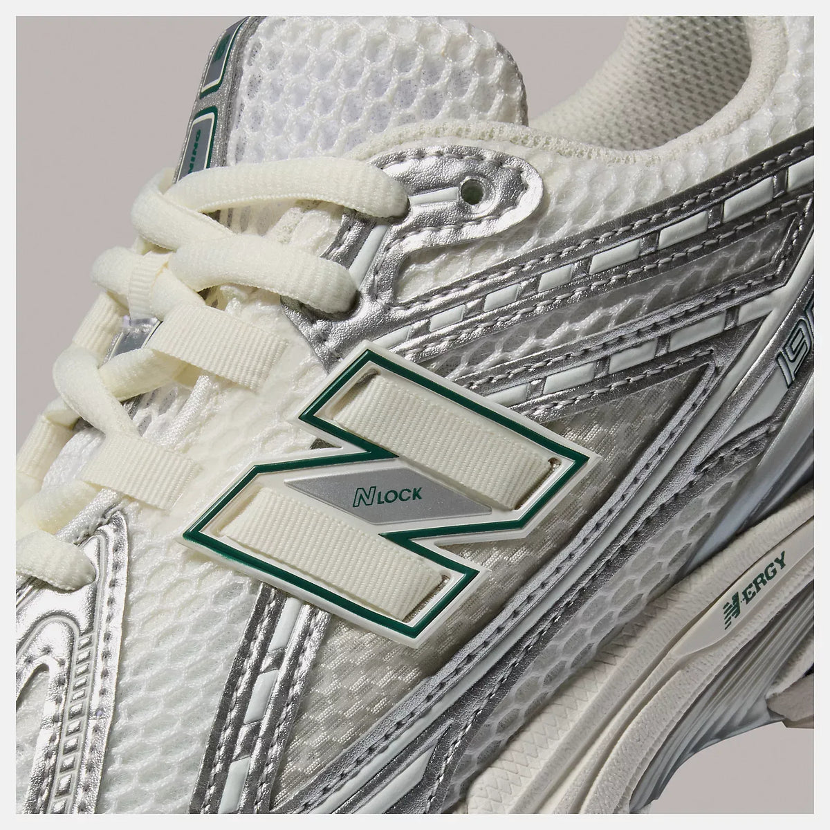 New Balance 1906R M1906REE Cream / Silver / Green Sneakers
