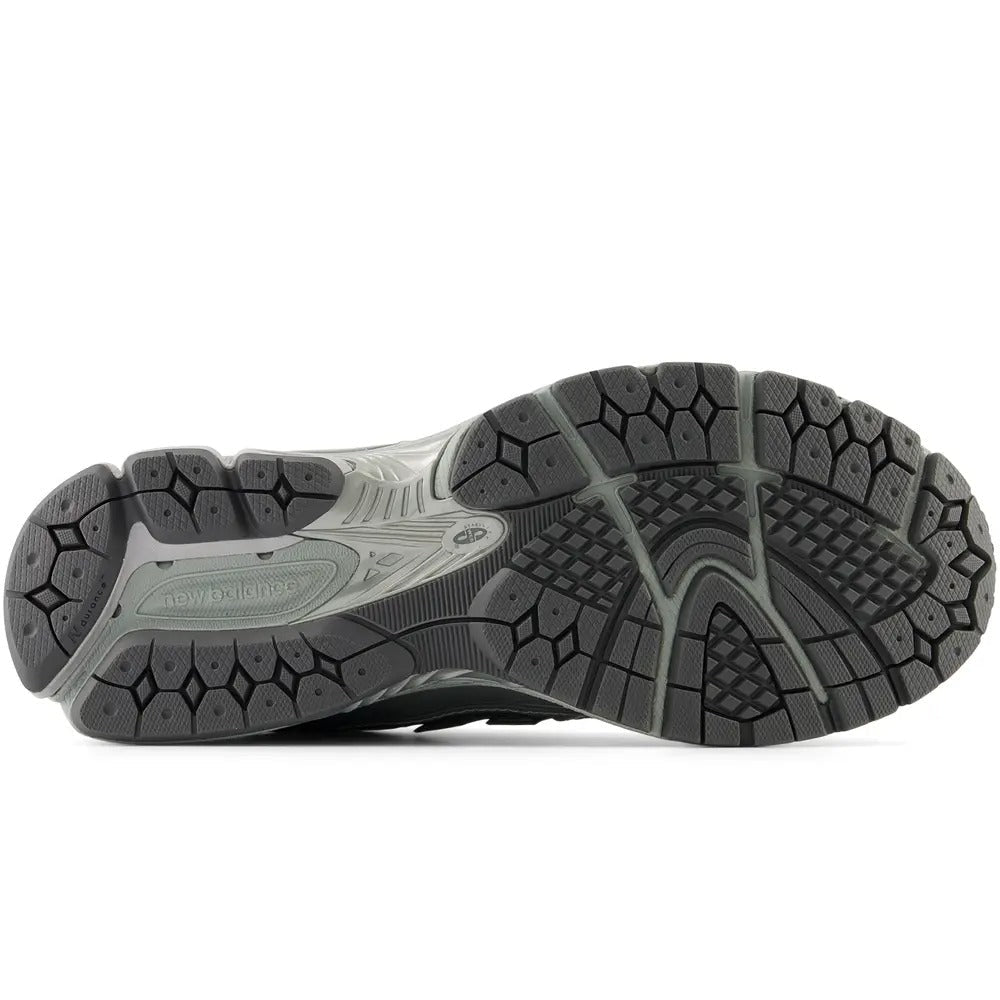 New Balance 1906R M1906REH Silver / Grey / Charcoal Sneakers