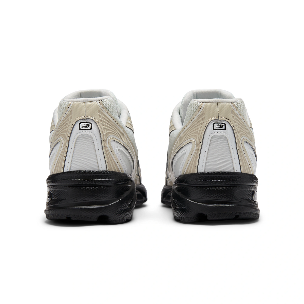 New Balance 740 U7404OO White / Cream / Black Sneakers