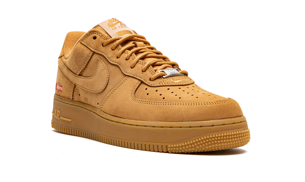 "Supreme - Wheat" Air Force 1 Low SP DN1555 200 - product image from the listing.