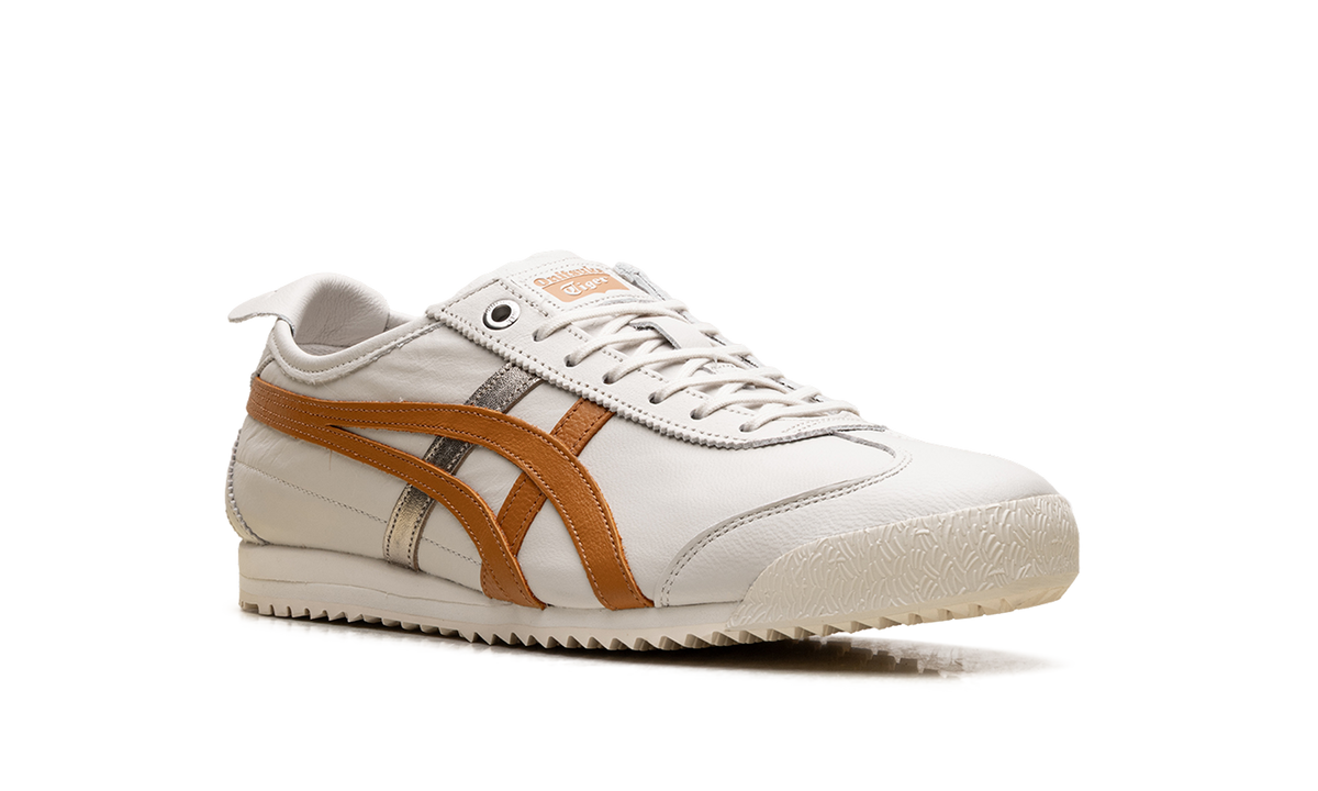 Onitsuka Tiger Mexico 66 Sd in Birch Rust Orange 211009 - product image from the listing.