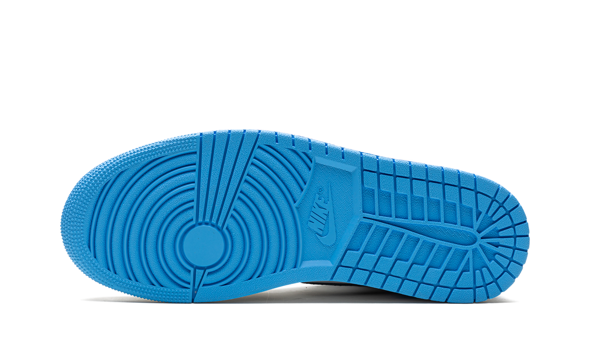 "UNC Toe" Air Jordan 1 Retro High OG DZ5485 400 - product image from the listing.