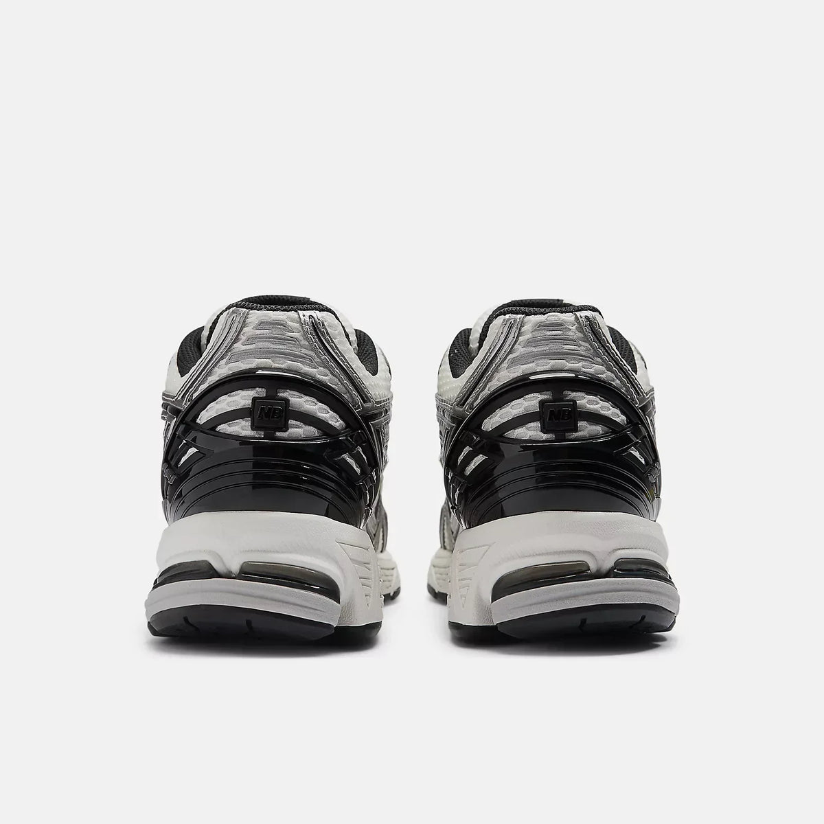 New Balance 1906R M1906RER White / Silver / Black Sneakers