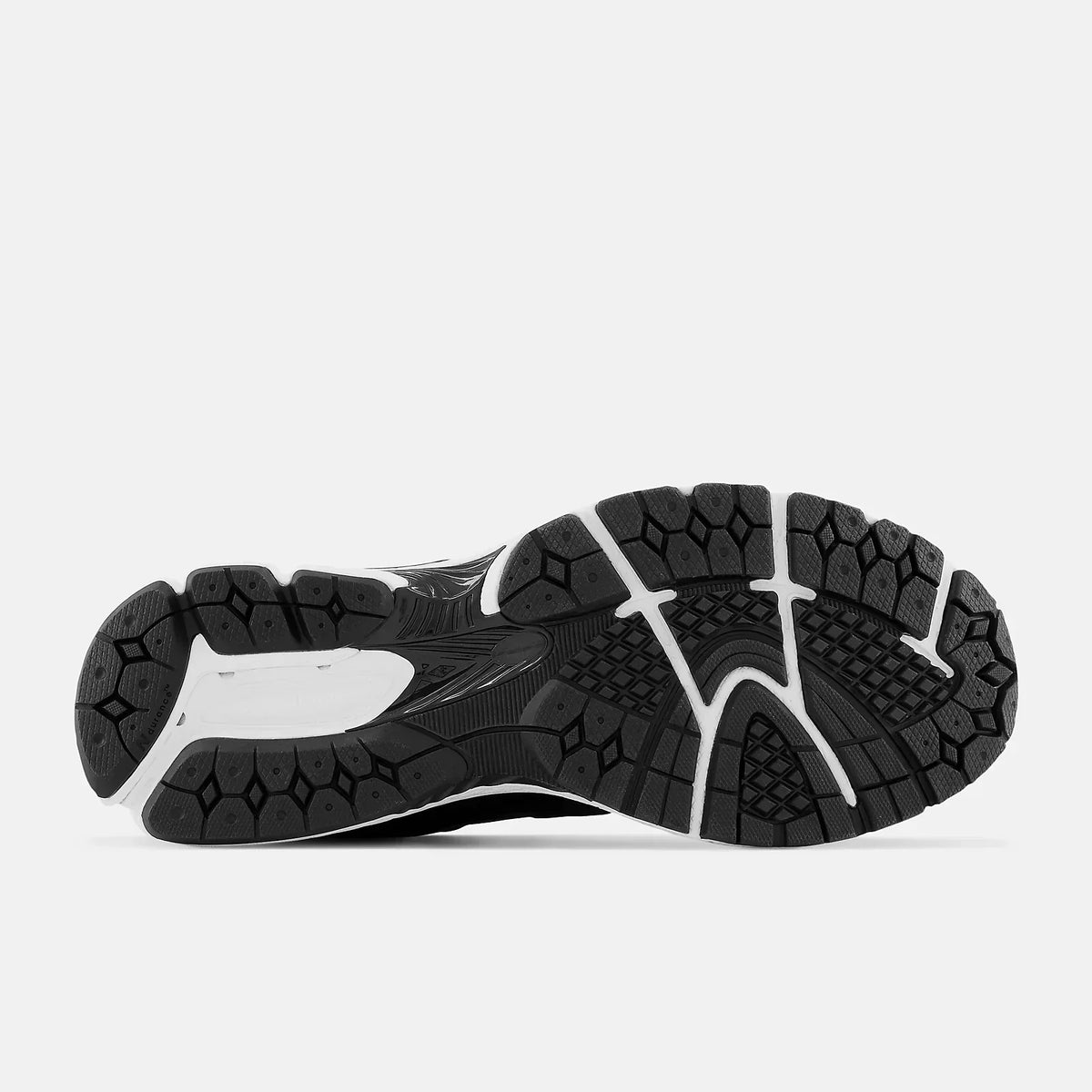 New Balance 2002R M2002RBK Black / Grey / White Sneakers