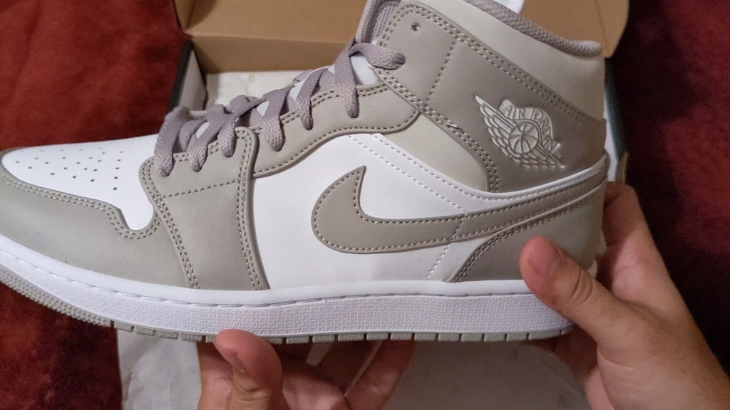 Linen — Jordan 1 Mid