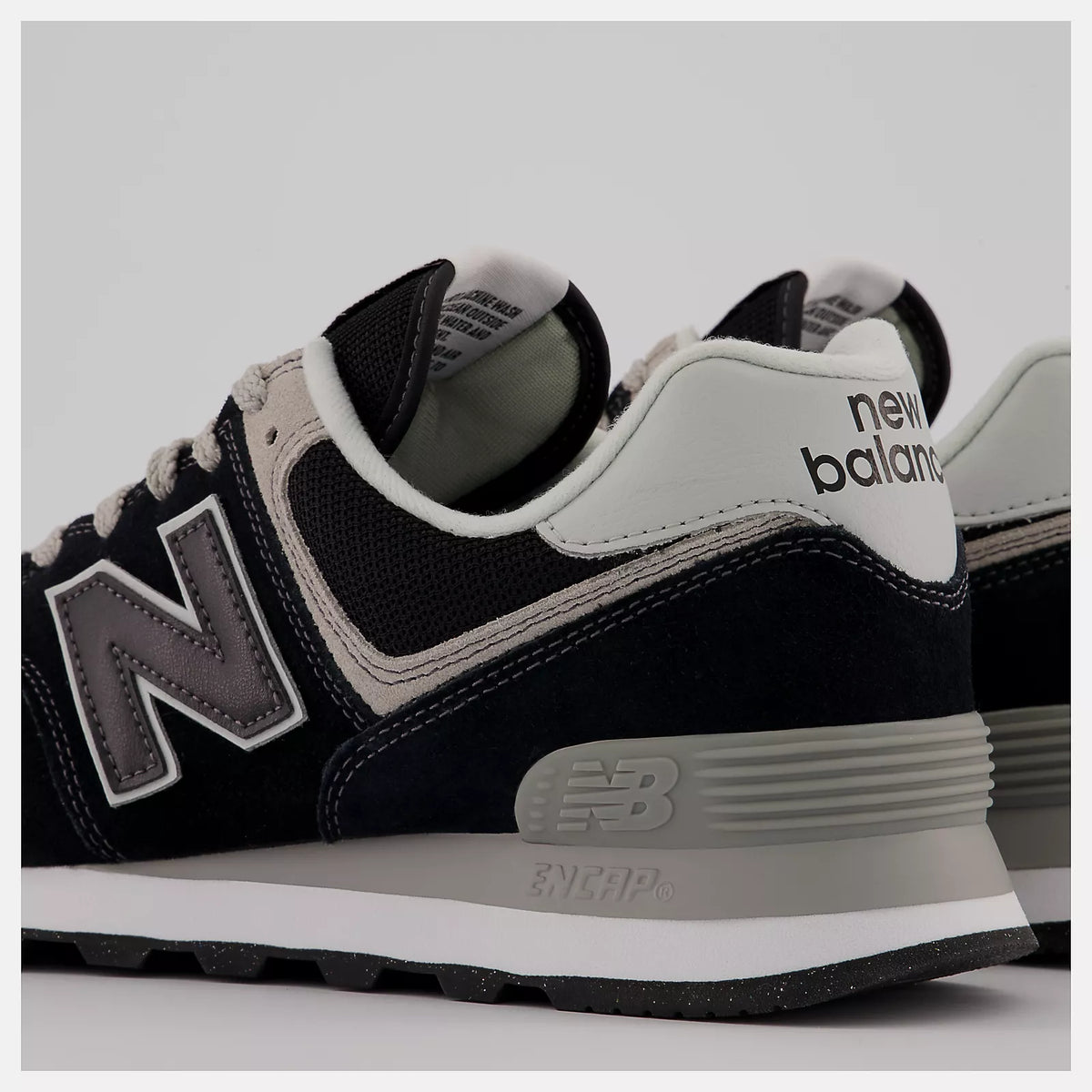 New Balance 574 ML574EVB Black / Grey / White Sneakers
