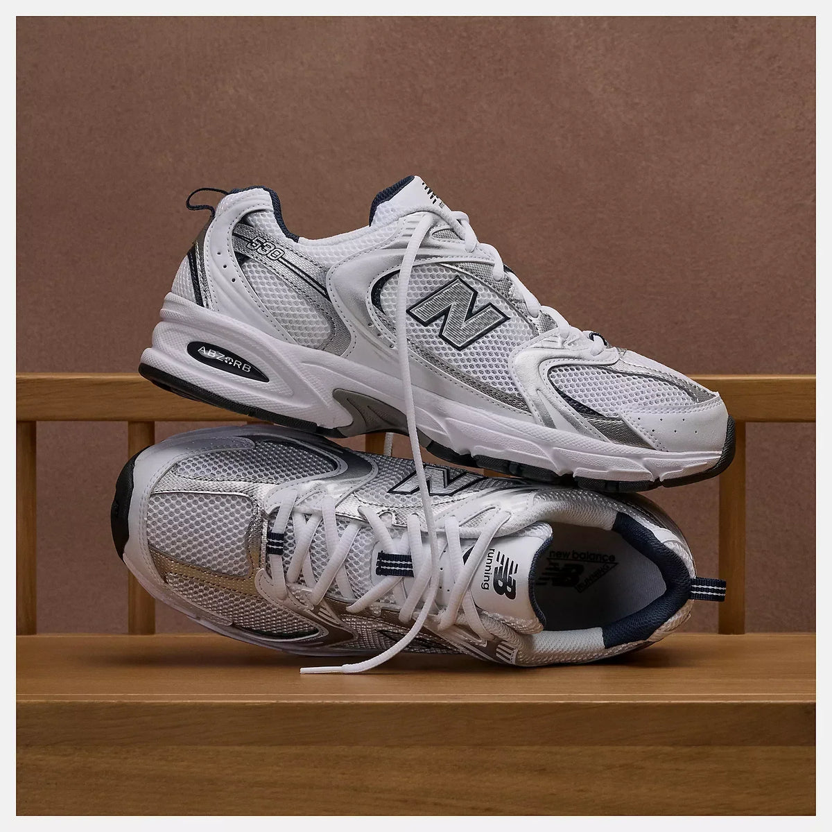 New Balance 530 MR530SG White / Silver / Black Sneakers