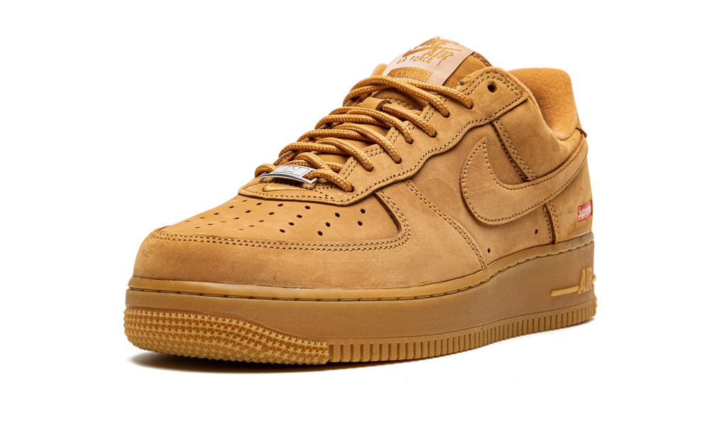 "Supreme - Wheat" Air Force 1 Low SP DN1555 200 - product image from the listing.