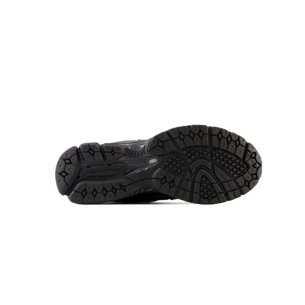 New Balance 1906R M1906RCH Black / Silver Sneakers
