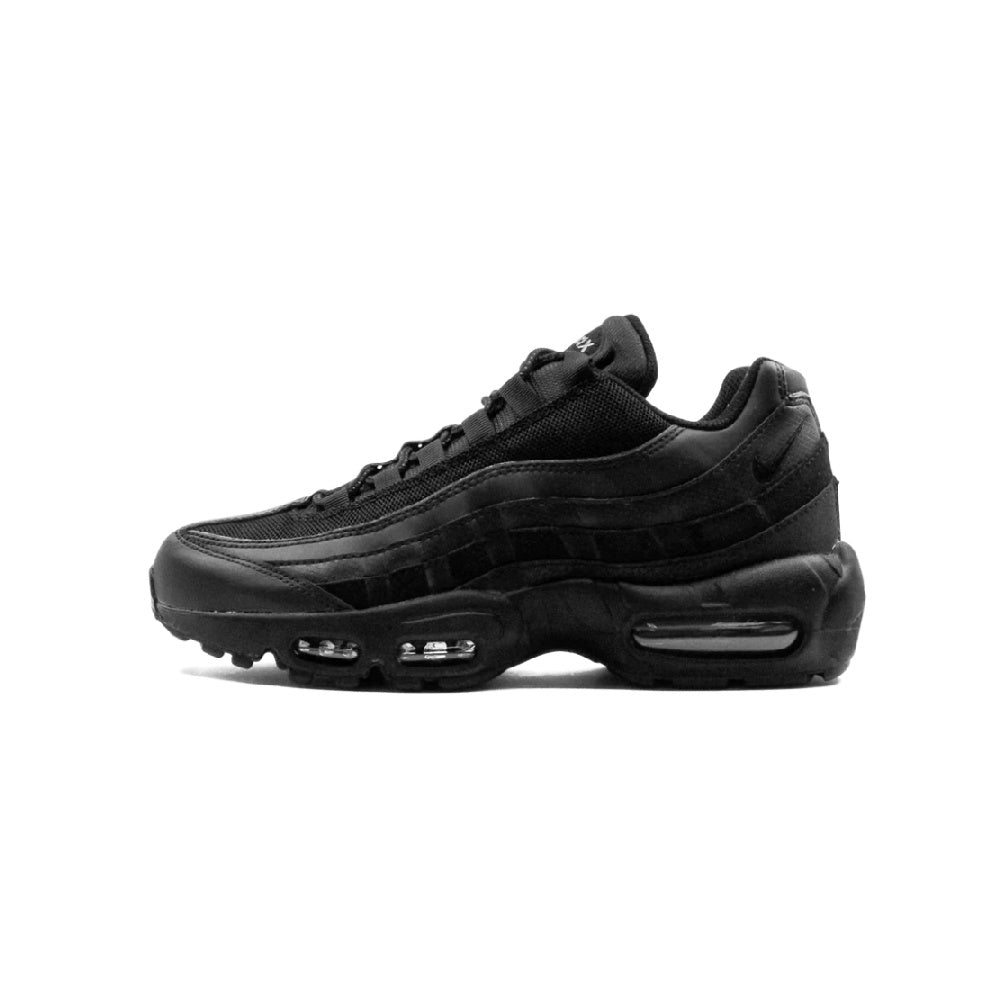 Nike Air Max 95 Essential Triple Black Sneakers
