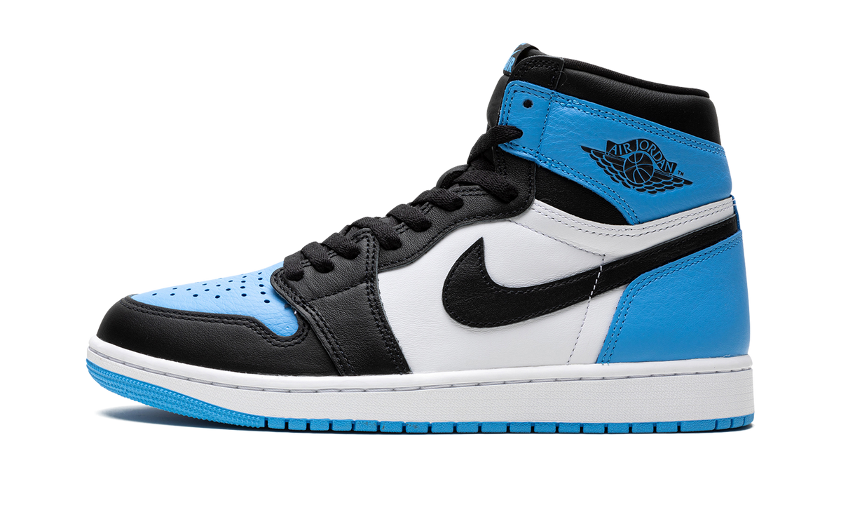 "UNC Toe" Air Jordan 1 Retro High OG DZ5485 400 - product image from the listing.