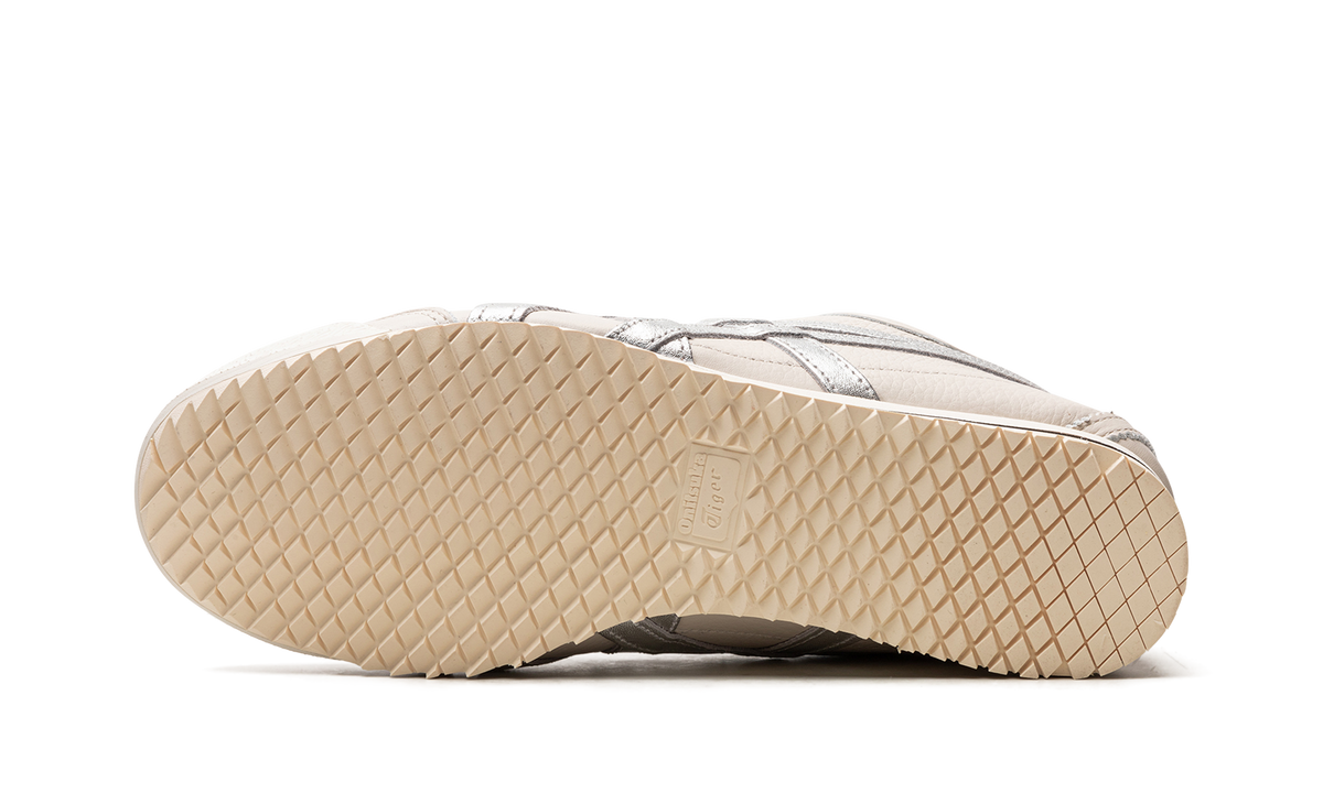 Onitsuka Tiger Mexico 66 Sd in Birch Silver 123352 - product image from the listing.