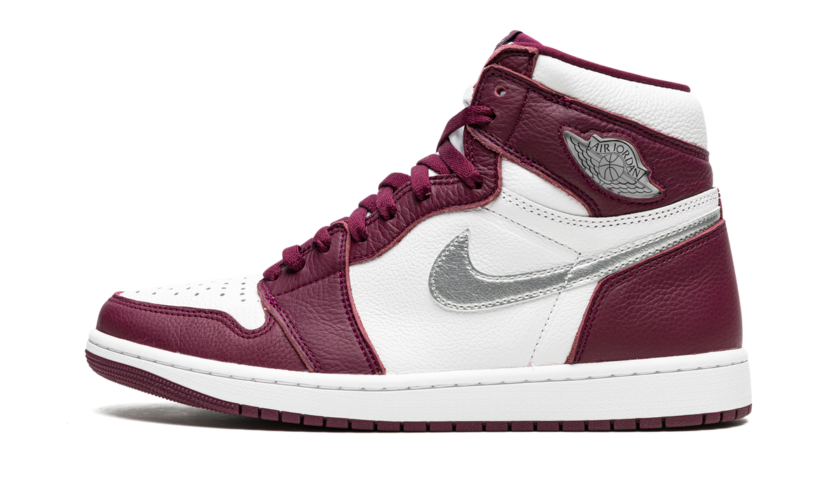 "Bordeaux" Air Jordan 1 Retro High OG 555088 611 - product image from the listing.