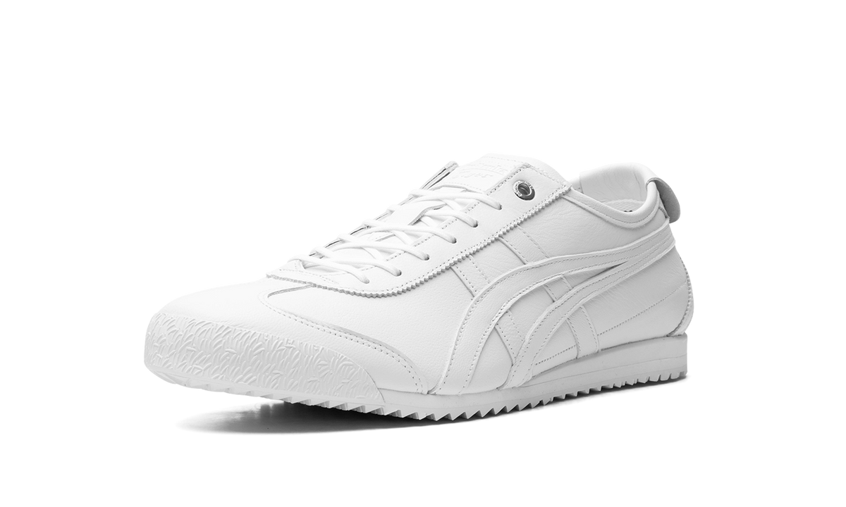 Onitsuka Tiger Mexico 66 Sd in White White 127993 - product image from the listing.