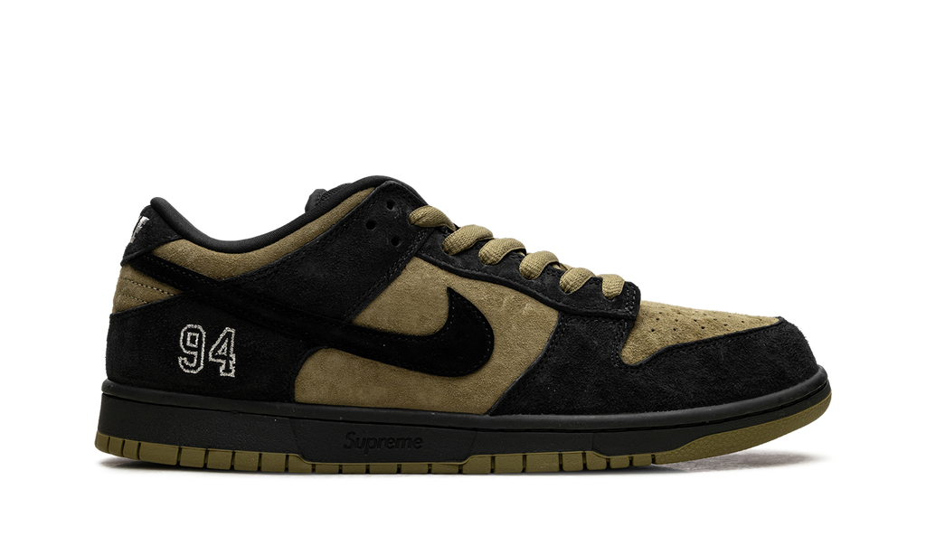 "Supreme - Camper Green" SB Dunk Low HQ8487 300 - product image from the listing.