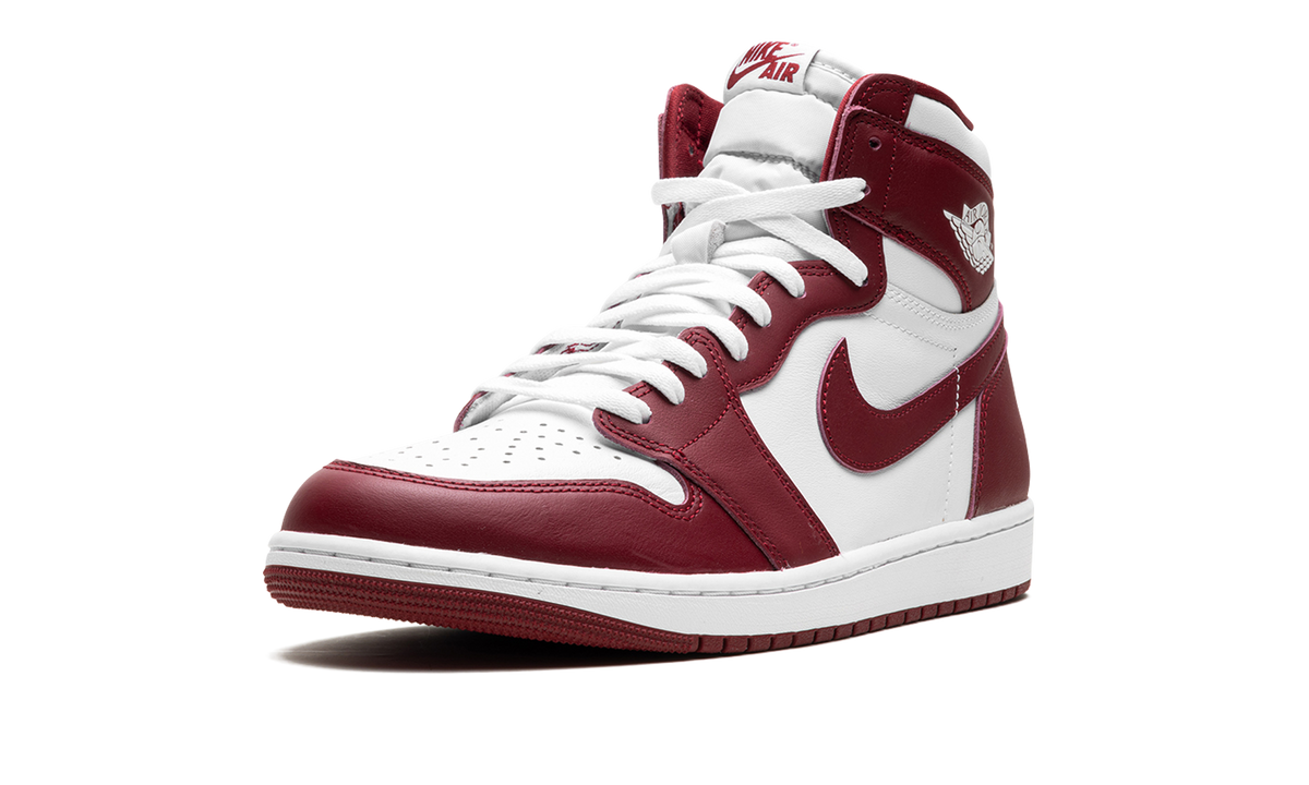 "Team Red" Air Jordan 1 Retro High OG DZ5485 160 - product image from the listing.