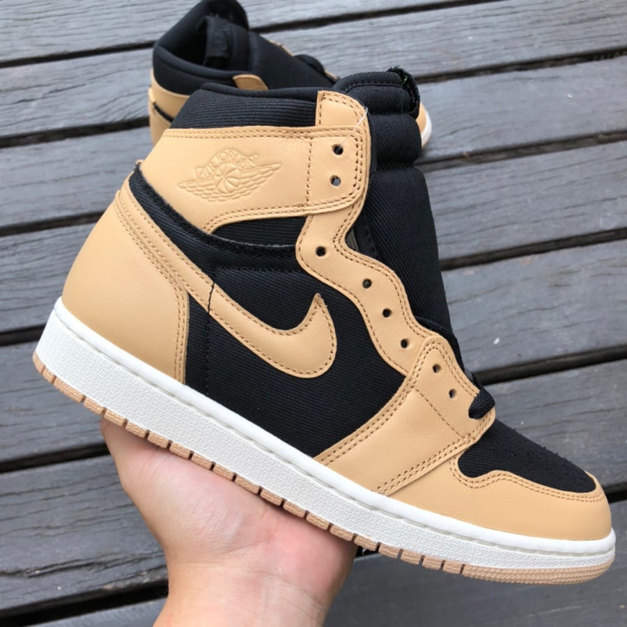 Heirloom — Jordan 1 Retro High OG