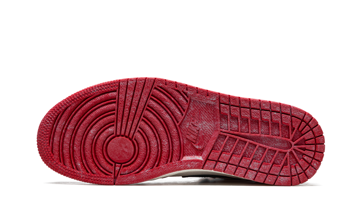 "Chicago Lost and Found" Air Jordan 1 Retro High OG DZ5485 612 - product image from the listing.