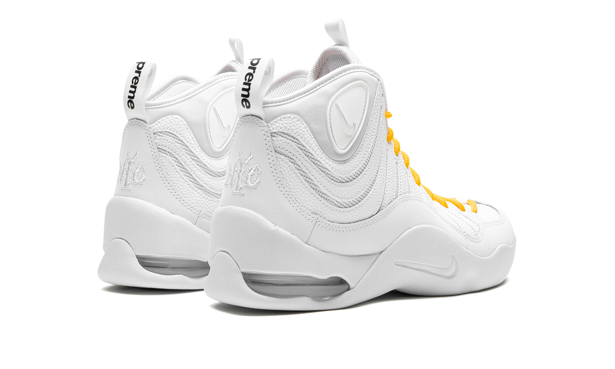 "Supreme - White" Air Bakin SP DX3292 100 - product image from the listing.