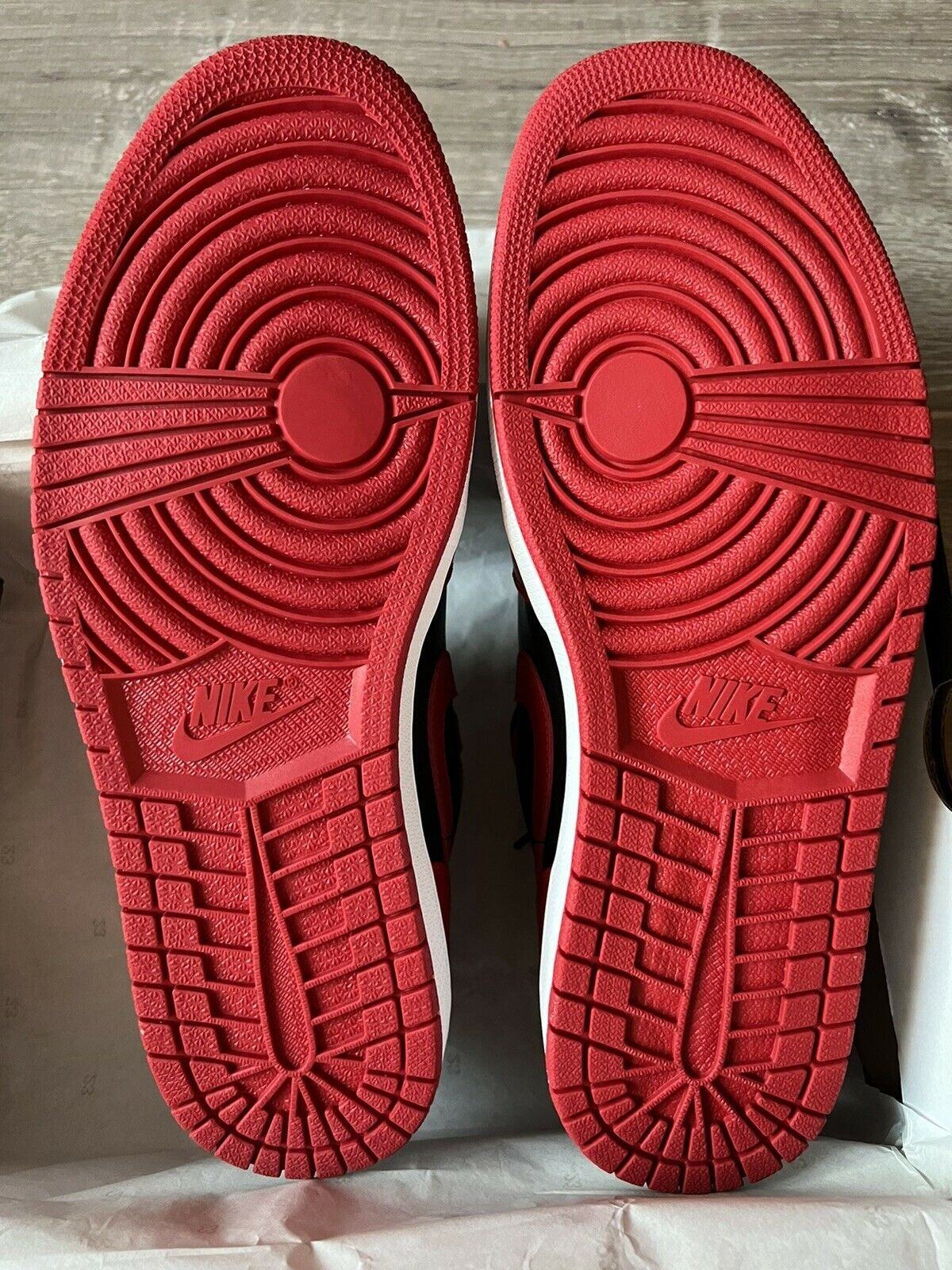 'Reverse Bred' — Jordan 1 Low