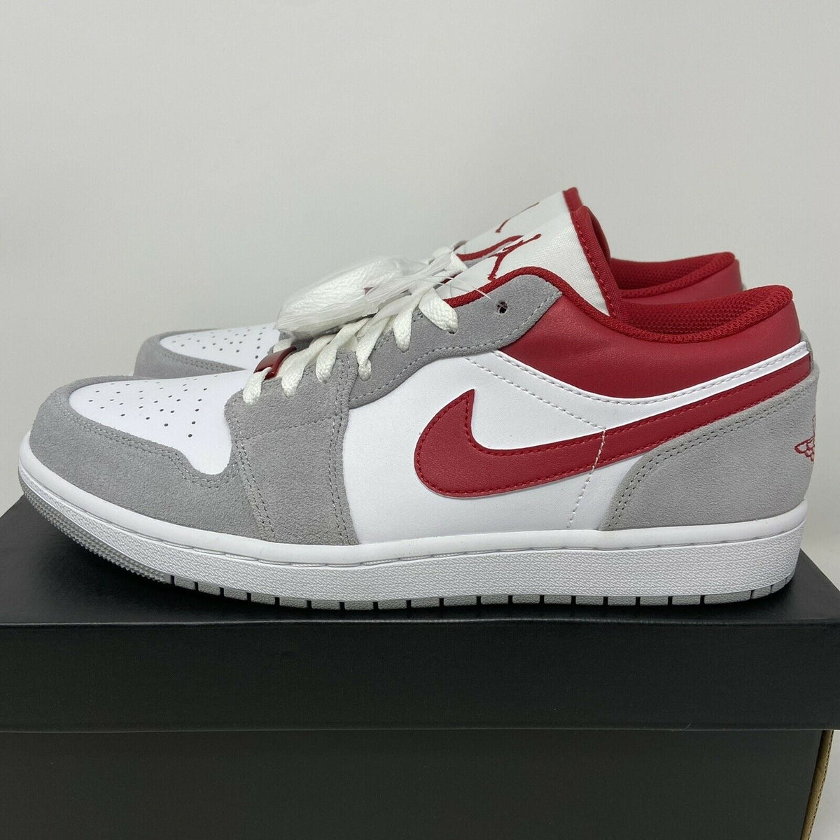 'White / Grey / Red' — Air Jordan 1 Low SE
