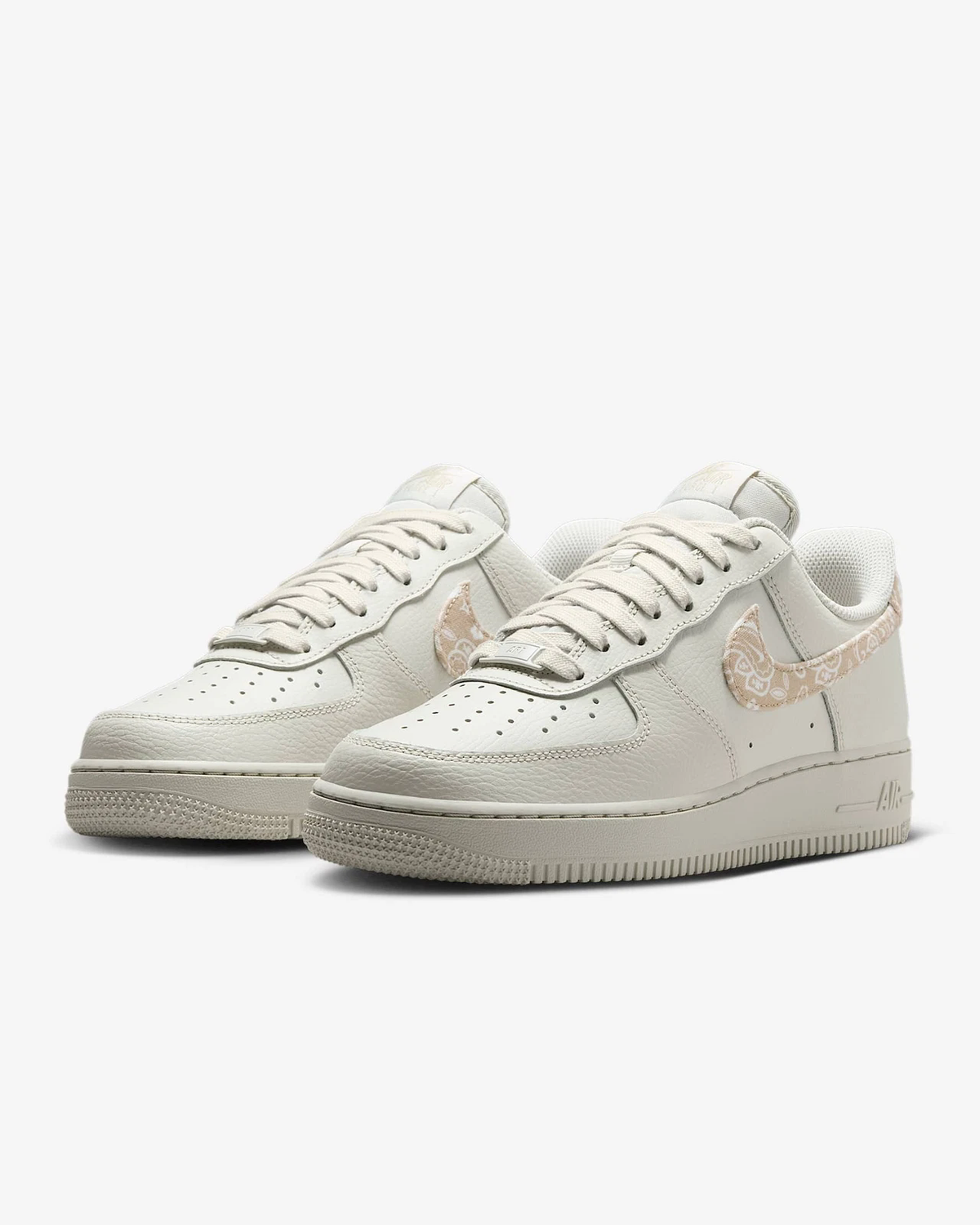07 'Light Bone Grain — Nike Air Force 1 Sneakers IH2051-072