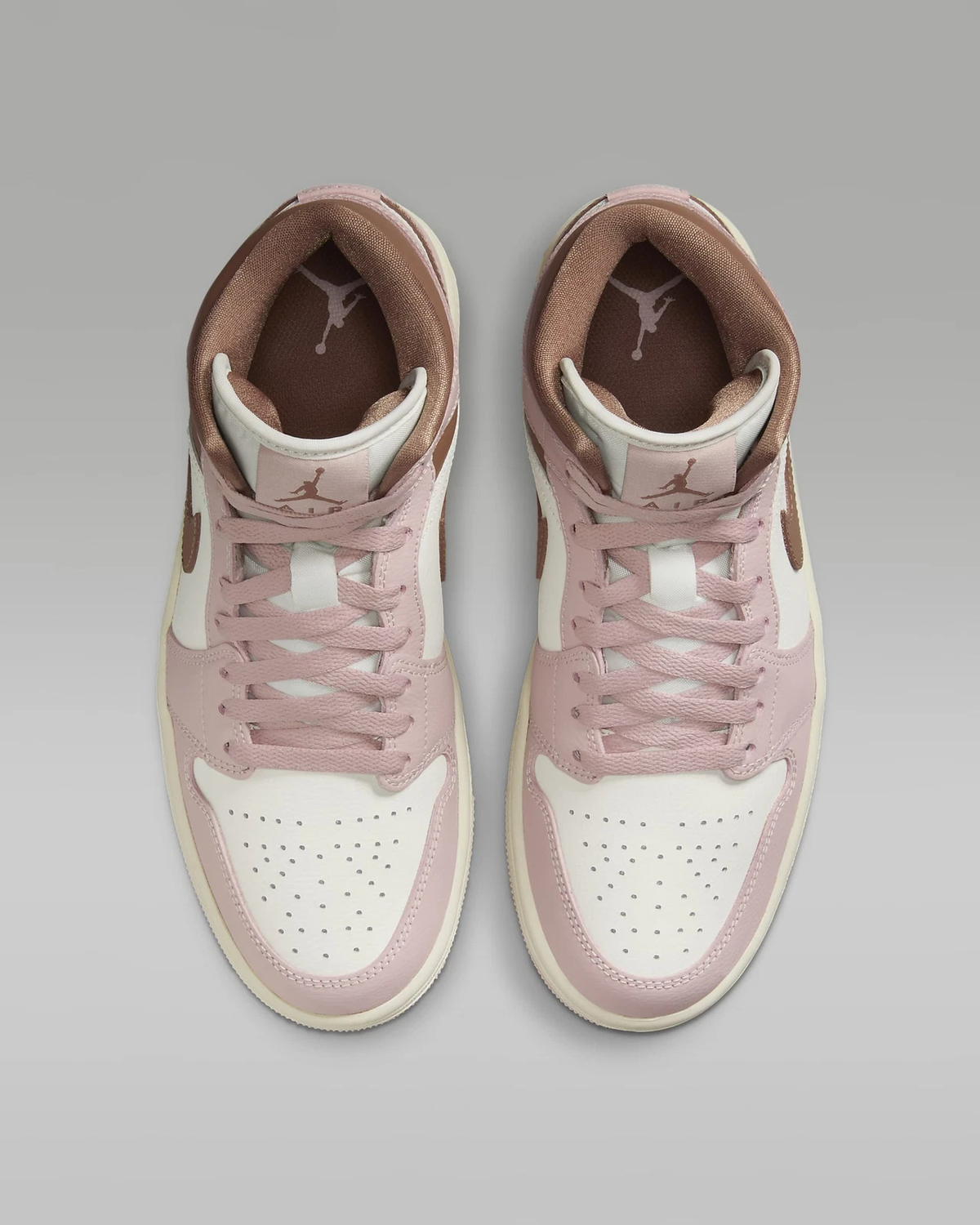 Neapolitan — Air Jordan 1 Mid BQ6472-620