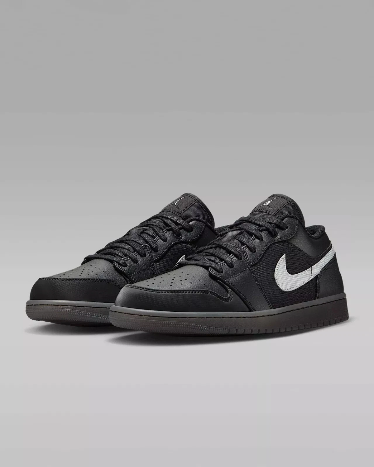 Black White Dark Smoke Grey — Air Jordan 1 Low HV5968-001