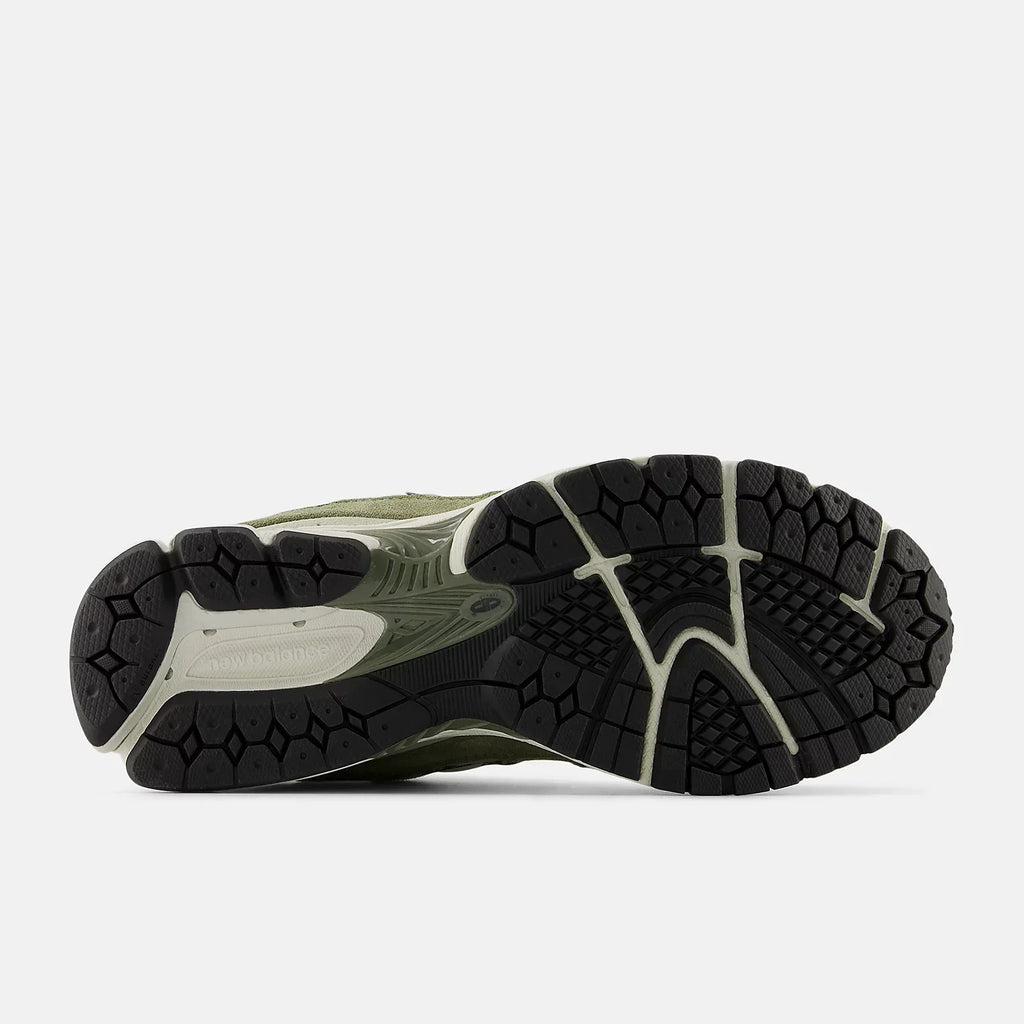 New Balance 2002R U2002RCA Olive / Grey / Cream Sneakers