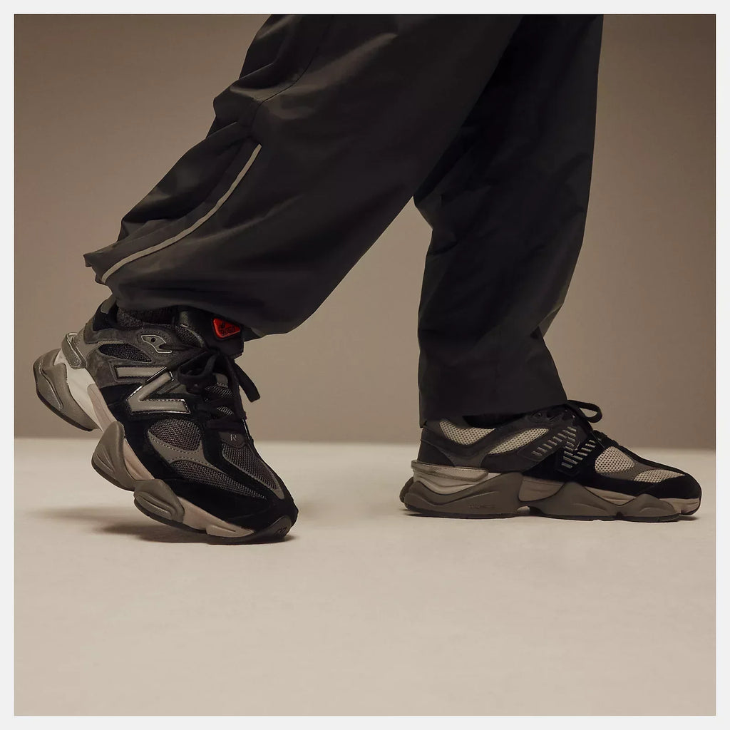 New Balance 9060 U9060BLK Black / Grey / Cream Sneakers