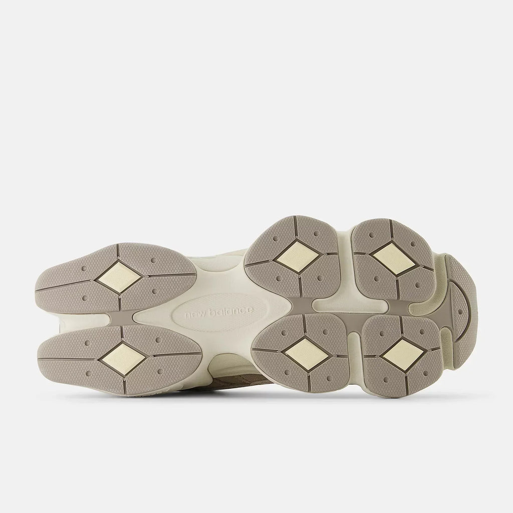 New Balance 9060 U9060ERC Beige / Taupe / Cream Sneakers
