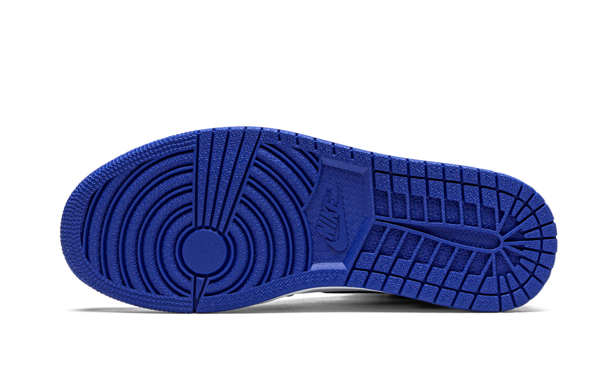 "Royal Toe" Air Jordan 1 Retro High OG 555088 041 - product image from the listing.