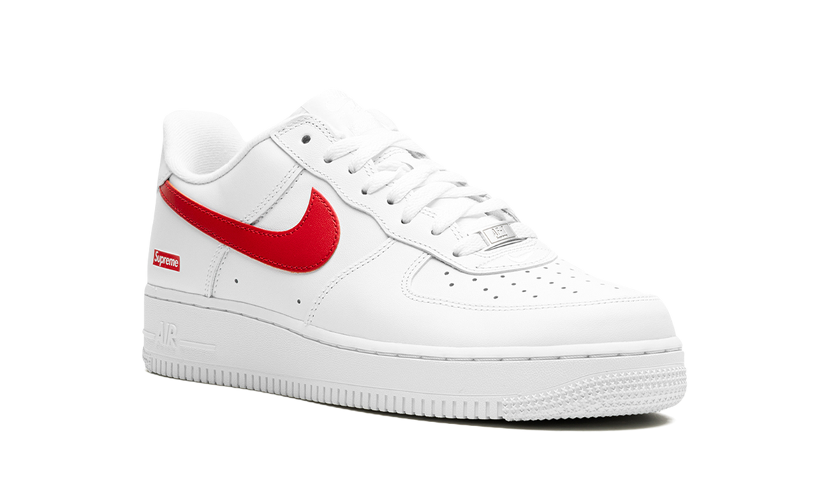 "Supreme - Shanghai" Air Force 1 Low CU9225 101 - product image from the listing.