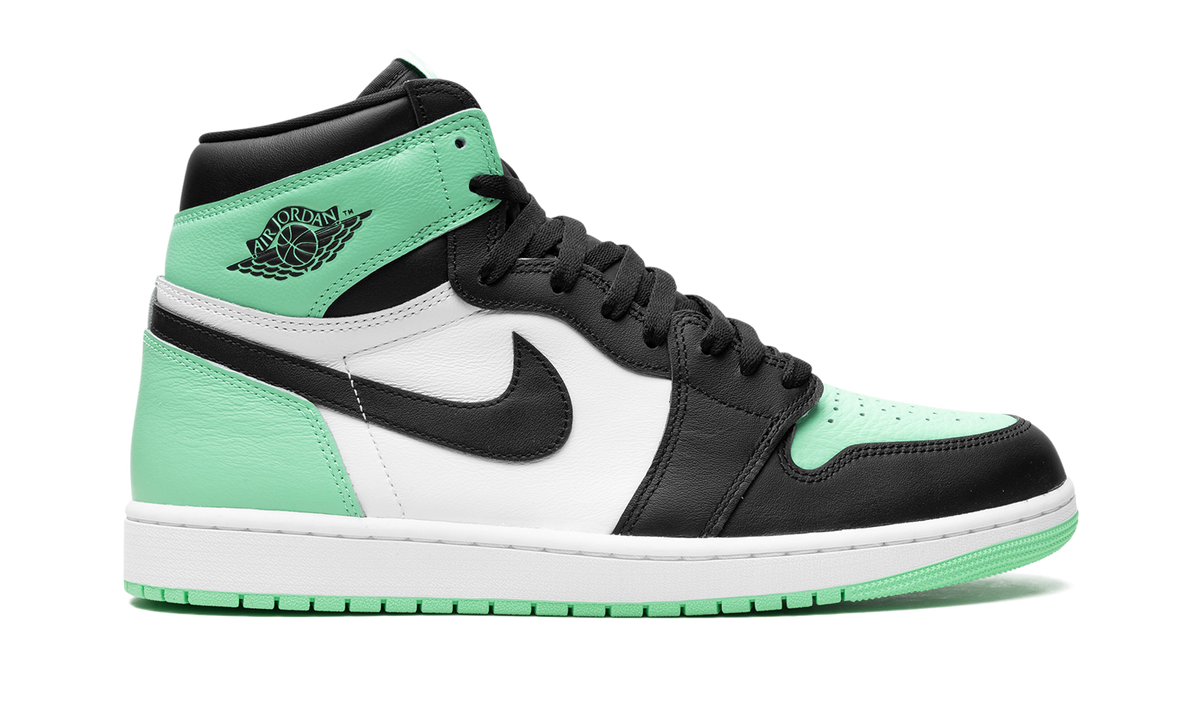 "Green Glow" Air Jordan 1 Retro High OG DZ5485 130 - product image from the listing.